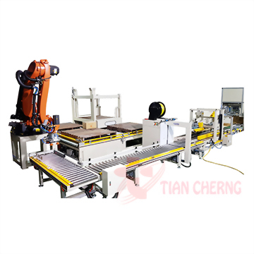Industrial automation robot palletizing conveyor system