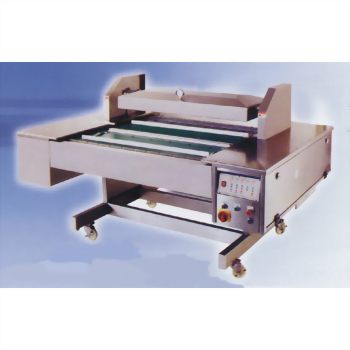 Industrial conveyor sealing machine