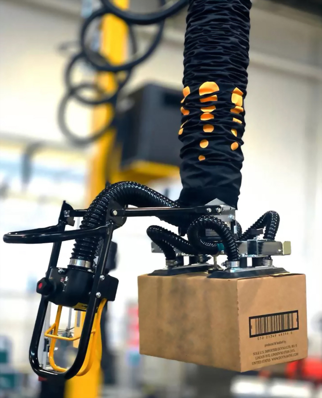 Industrial vacuum lifter box handling automation