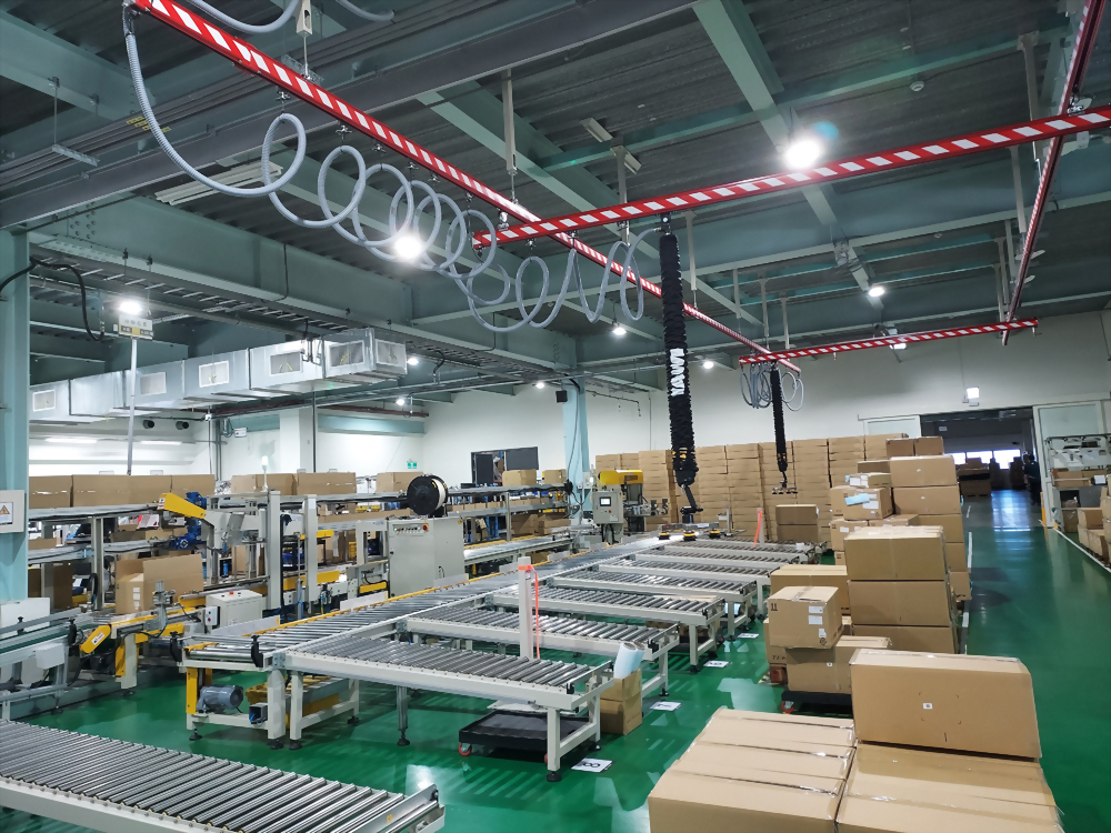 Modern factory logistics packaging line