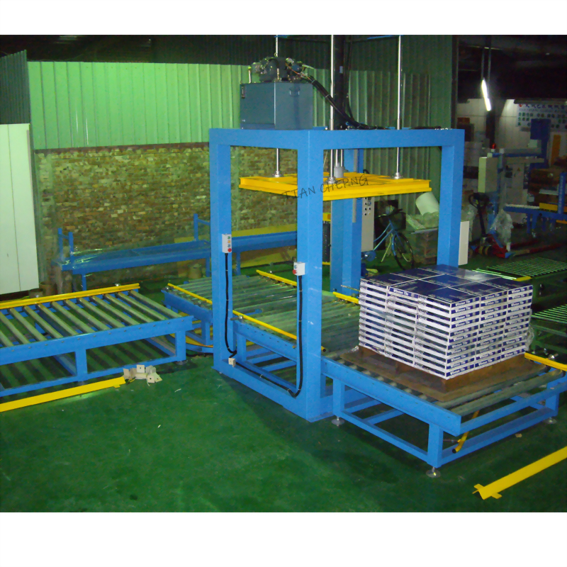 Tian cheng industrial packaging press machine conveyor